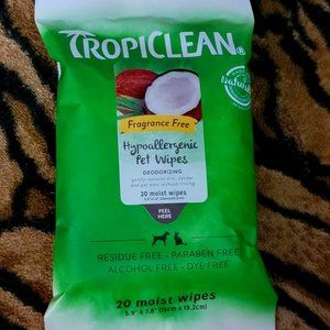 Tropiclean Pet Wipes..Hypoallergenic Dog or Cat New!